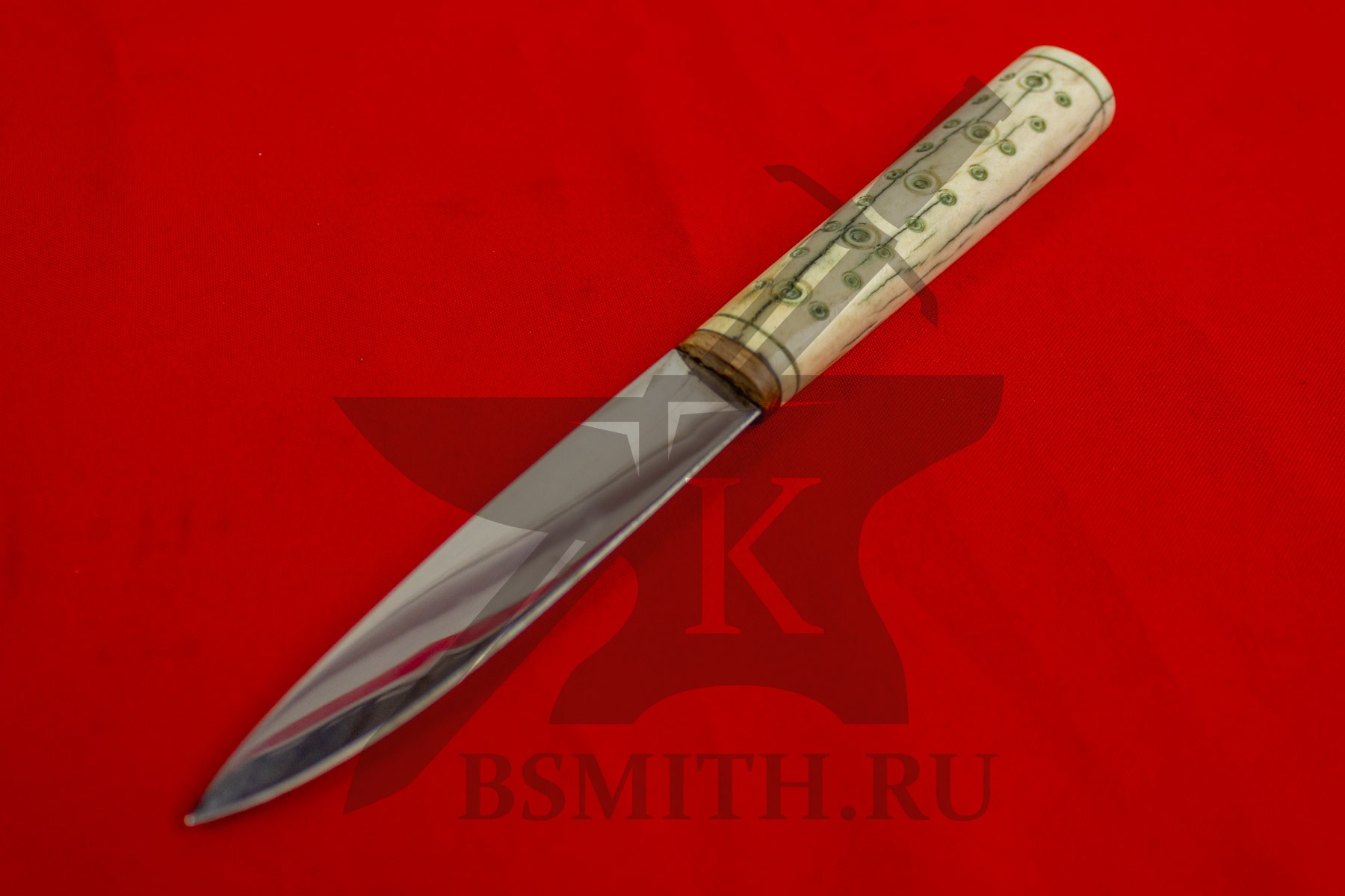 Ножичек. Средневековый бытовой нож. Оружейная палата ножи с костяной рукоятью. Ножи с костяной рукоятью Сергея Седова.