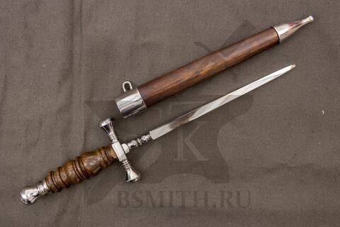 Стилет, Италия, 1640 год, с ножнами