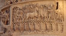 Римские легионеры, пересекающие Дунай по понтонному мосту, изображение с колонны Марка Аврелия в Риме, Италия