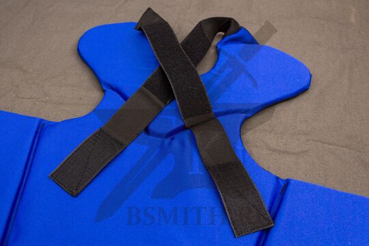 Защита корпуса тренировочная для СМБ на липучках, плечевые лямки крупно