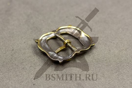 Пряжка ремня перевязи шпаги, Европа, 16-17 век, вид сбоку с обратной стороны, фото 2