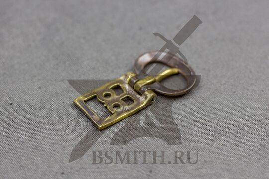 Пряжка, Византия, 6 век, вид сбоку с обратной стороны