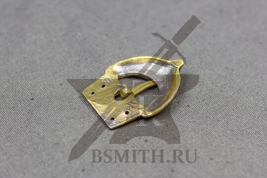 Пряжка, Бирка, 10 век, вид сбоку с обратной стороны