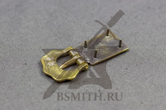 Пряжка, Бирка, 9-10 век, вид сбоку с обратной стороны, фото 2