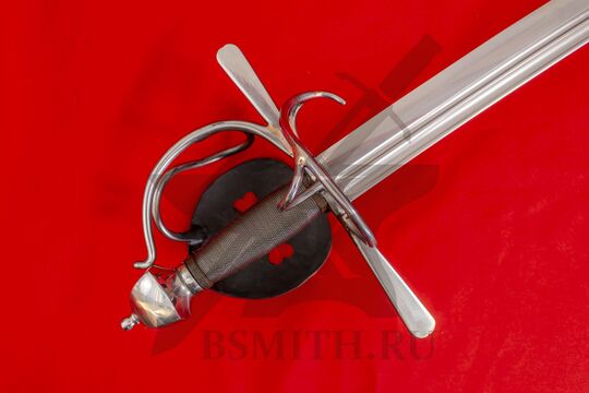 Кутлас, эфес крупно с обратной стороны