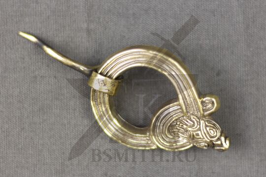 Фибула, Русь (Беларусь), 11-12 век, вид с открытой иглой