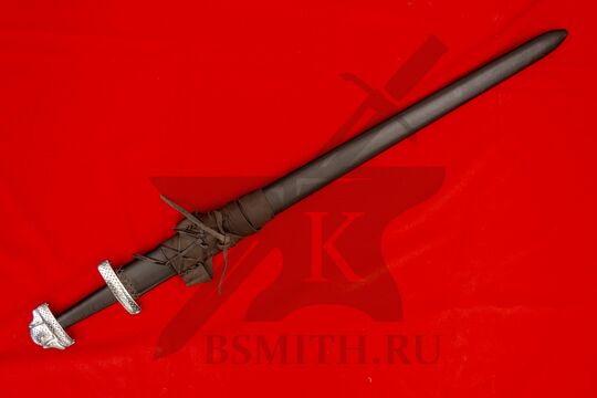 Каролинг тип E из Мёре-ог-Ромсдал, в ножнах