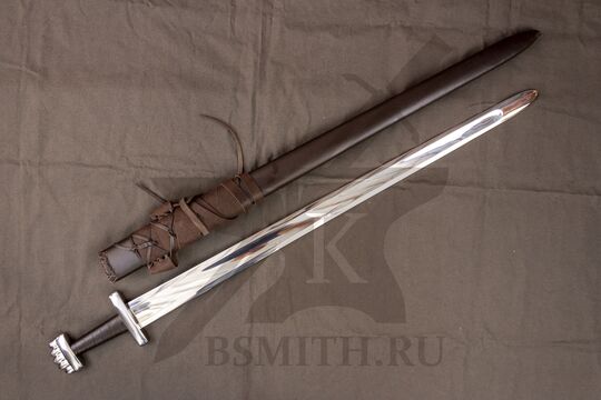 Каролинг тип K из Хедмарка, с ножнами