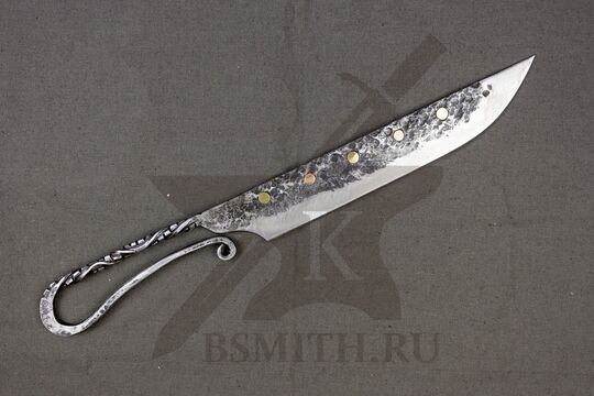 Нож новгородский большой с заклепками