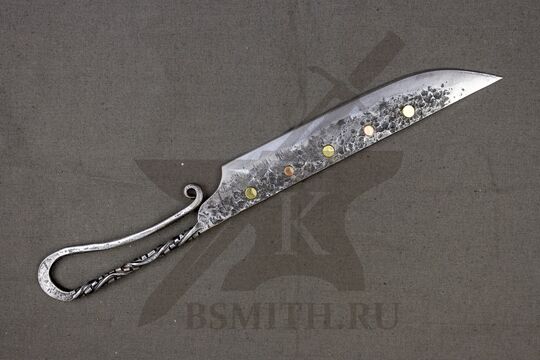 Нож новгородский большой с заклепками, другая сторона