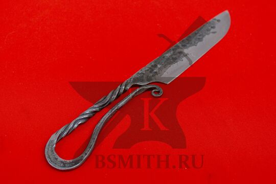 Нож новгородский средний, вид со стороны рукояти