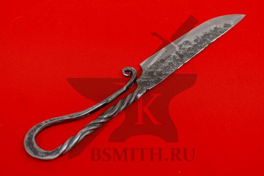 Нож новгородский средний, вид со стороны рукояти и обуха