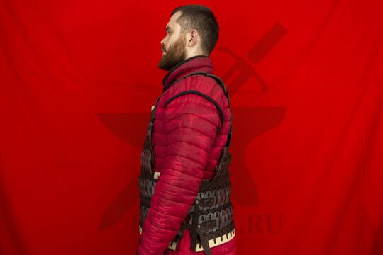 Панцирь  ламеллярный кожано-стальной, вид сбоку