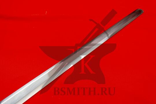 Двуручный меч монтанте, клинок крупно
