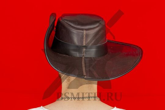 Шляпа мушкетера кожаная, вариант 2, вид сзади