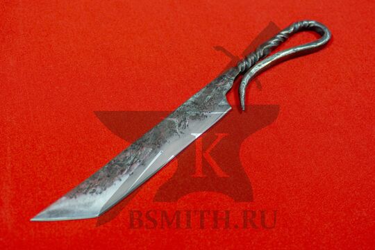 Нож "новгородский", вариант "восточный", вид со стороны клинка