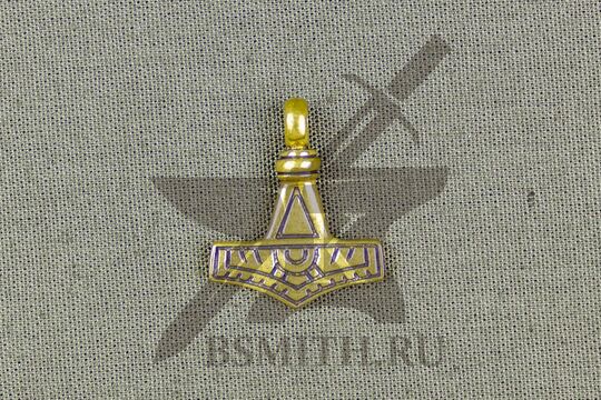 Мьелнир, Готланд, 10-11 век, вид с обратной стороны