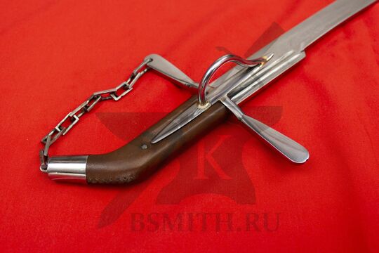 Сабля польская, эфес крупно со стороны рукояти