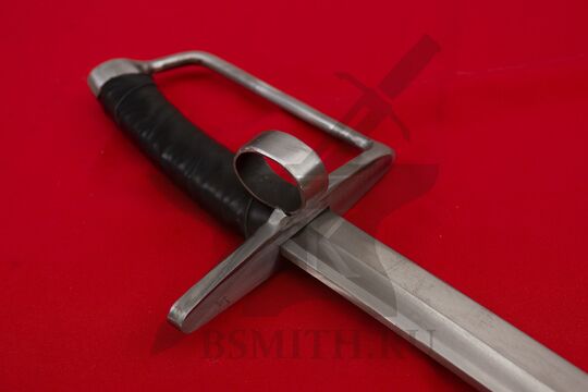 Сабля венгеро-польская турнирная с кольцом, эфес крупно со стороны клинка