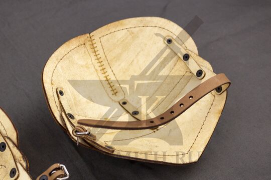 Наплечники кожаные с тиснением «Скандинавия», вид изнутри наплечника, фото 2