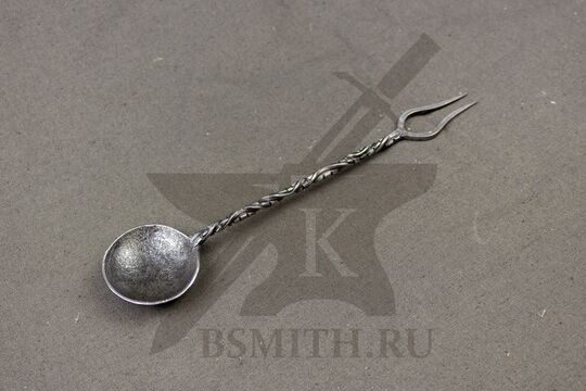 Ложка-вилка рифленая, 2 зуба, вид со стороны ложки