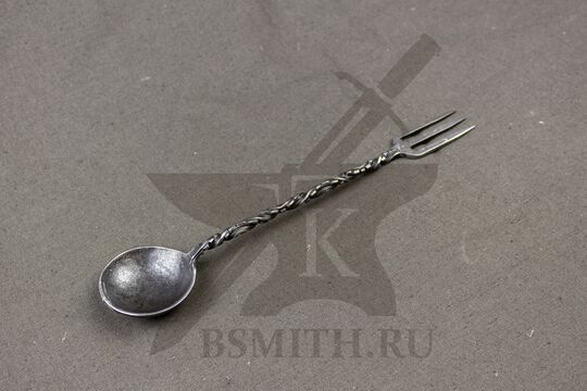 Ложка-вилка рифленая, 3 зуба, вид со стороны ложки