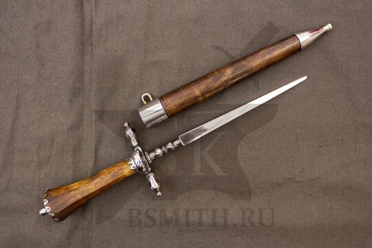 Стилет, Италия, 17 век, с ножнами