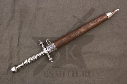 Стилет цельнометаллический, Италия, 17 век, в ножнах