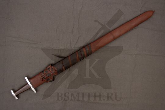 Каролинг тип М, в ножнах