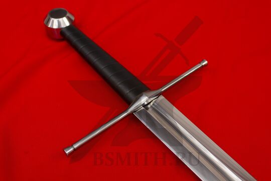 Меч тип XIIa, вариант 3, эфес крупно со стороны клинка