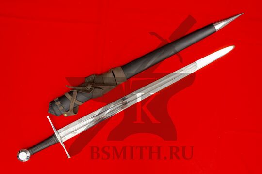 Меч тип XIII с тисненой рукоятью, с ножнами с наконечником, с сложной портупеей