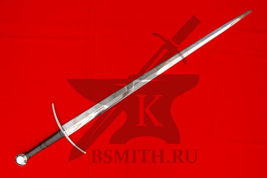Меч тип XVa с тисненой рукоятью