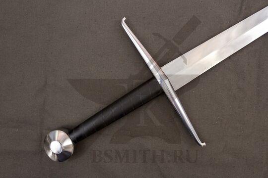 Меч тип XVIa, вариант 4, эфес крупно