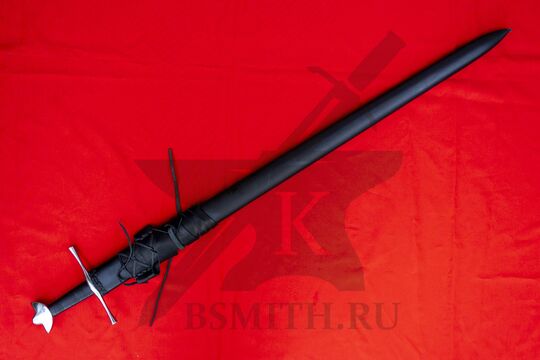 Меч тип Xa из реки Аа, в ножнах